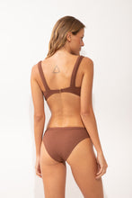 Load image into Gallery viewer, Model Back: Rio De Sol Top Top Sand-Cappuccino Mary