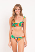 Load image into Gallery viewer, Model Front: Rio De Sol Set Set Delight Amelia Baobi
