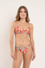 Load image into Gallery viewer, Model Front: Rio De Sol Set Set Sea-Bloom Paola Baobi