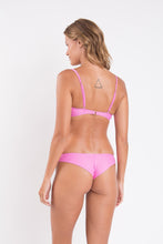 Load image into Gallery viewer, Model Back: Rio De Sol Set Set Milkshake Bandeau-Crispy Nice