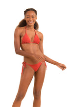 Load image into Gallery viewer, Image 04: Rio De Sol Top Top Malibu-Chili Tri-Inv