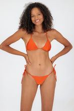 Load image into Gallery viewer, Image 04: Rio De Sol Top Top Paprica Tri-Rope