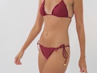 Load and play video in Gallery viewer, Video: Rio De Sol Top Top Touch-Carmim Frufru