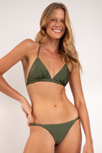 Load image into Gallery viewer, Image 07: Rio De Sol Set Set Shimmer-Croco Tri-Fixo-Noa Cheeky-Noa