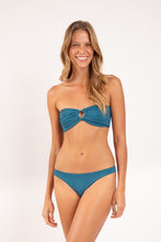 Load image into Gallery viewer, Model Front: Rio De Sol Top Top Crespinho-Atlantico Mavi