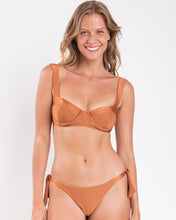 Load image into Gallery viewer, Gallery: Rio De Sol Set Set Nocciola Amelia Italy
