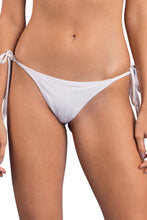 Load image into Gallery viewer, Gallery: Rio De Sol Bottom Bottom Bora-White Lacinho
