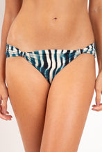 Load image into Gallery viewer, Gallery: Rio De Sol Bottom Bottom Azule Mel

