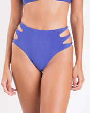Load image into Gallery viewer, Gallery: Rio De Sol Bottom Bottom Malibu-Indigo Highwaist-Spin
