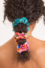 Load image into Gallery viewer, Image 04: Rio De Sol Hair Accessory Rain Scrunchie
