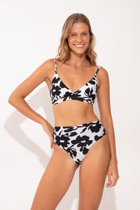 Image 05: Rio De Sol Bottom Bottom Poppy Hotpants