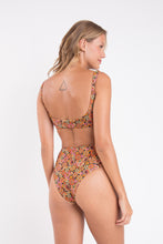 Load image into Gallery viewer, Model Back: Rio De Sol Set Set Bouquet Bliss Hotpants
