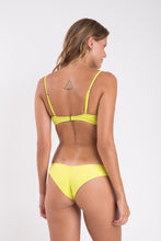 Load image into Gallery viewer, Model Back: Rio De Sol Set Set Citrico Bandeau-Crispy Nice
