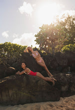 Load image into Gallery viewer, Image 13: Rio De Sol Top Top Pua-Hibiscus Kauai
